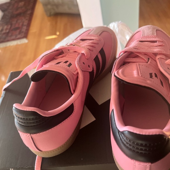 Adidas Women's Pink and Black Sneakers - Picture 5 of 10